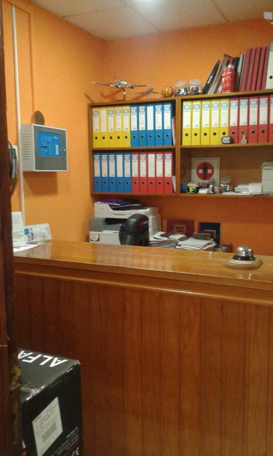Pension Alvarez Tablero Exterior foto